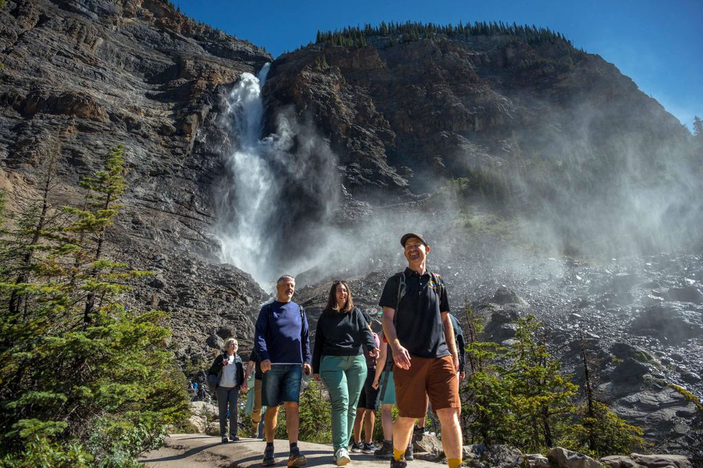 Banff: 3 Nationalparks, Takakkaw Falls & Emerald Lake Tour