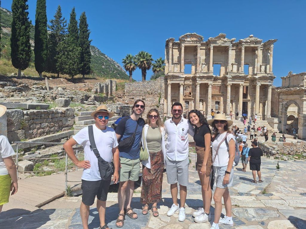 Von Izmir: Ephesos, Marias Haus Tour mit Tickets + Mittagessen
