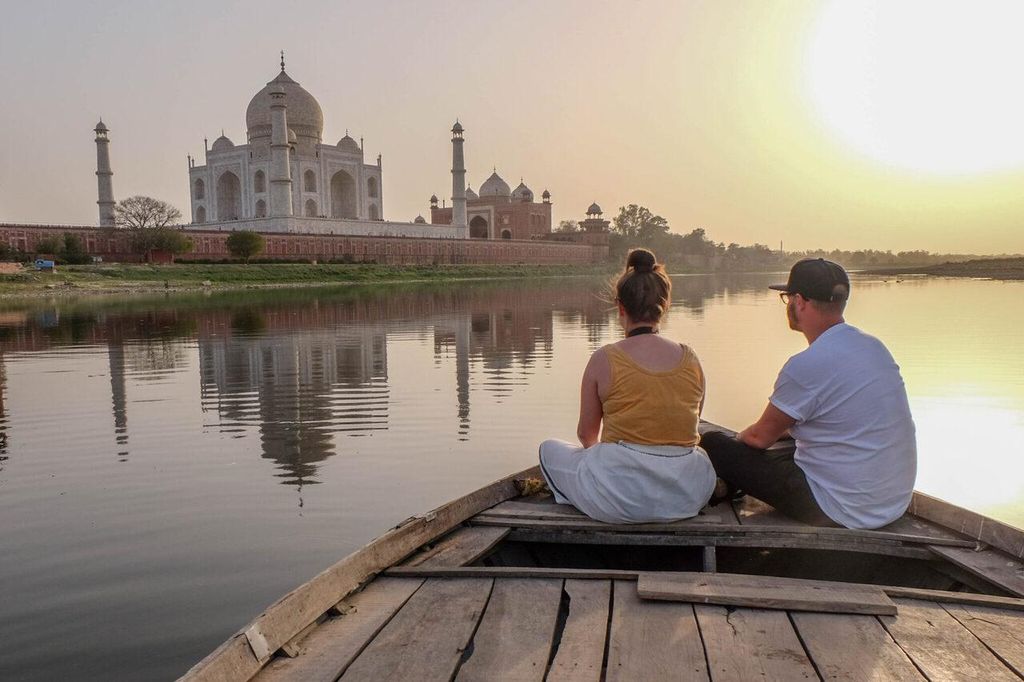 Bootsfahrt auf dem Yamuna mit Blick auf den Taj Mahal und Tour zum Roten Fort in Agra