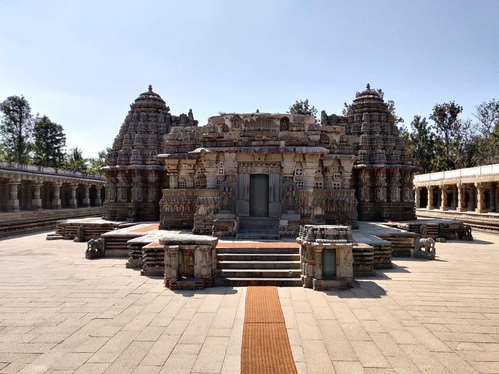 Mysore: Private Tour zum Somnathpur-Tempel mit Abholung