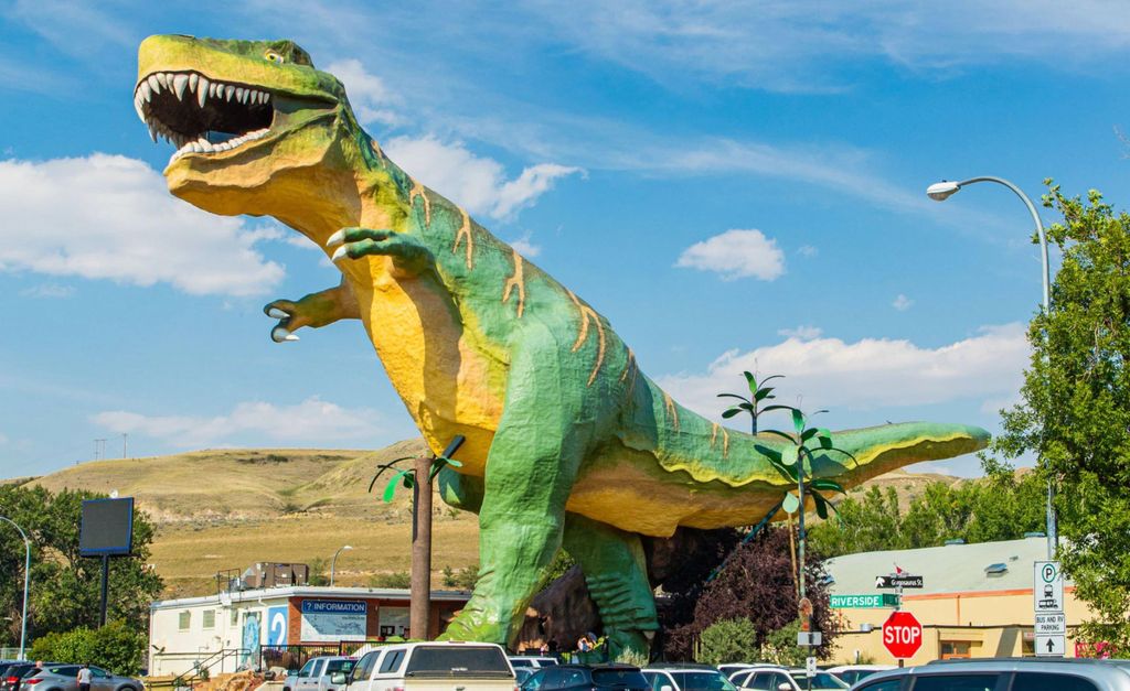 Calgary: Drumheller mit Museum, Hoodoos, Canyon & Dinosauriern