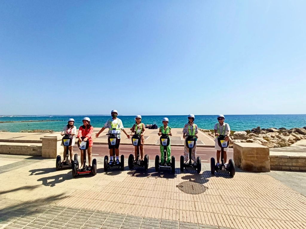 Palma de Mallorca: Sightseeing-Segway-Tour mit ortskundigem Guide