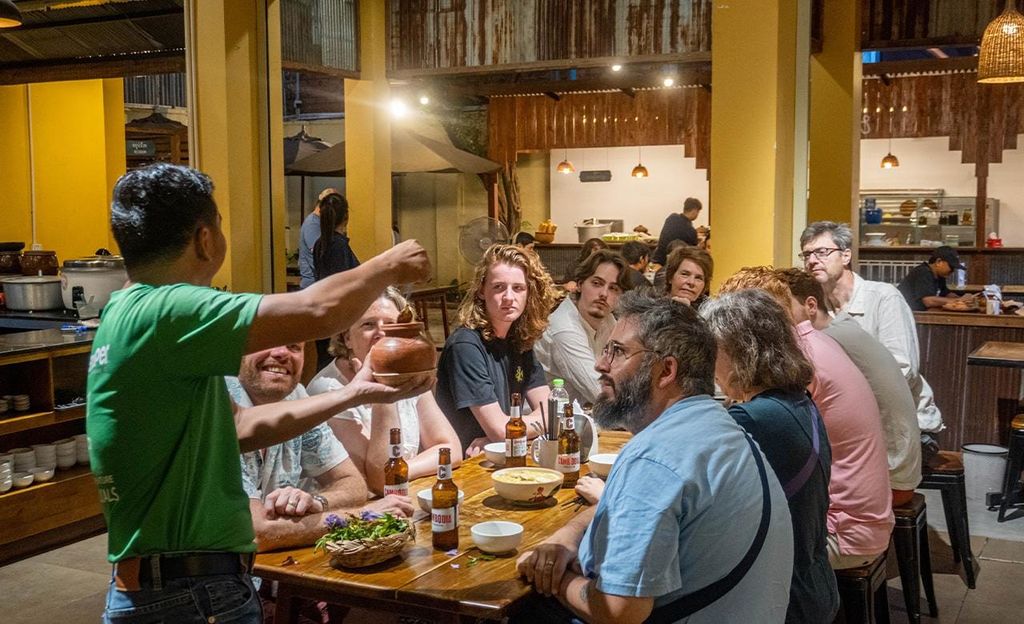 Phnom Penh: Foodtour am Abend mit Getränken und Tuk Tuk Inklusive