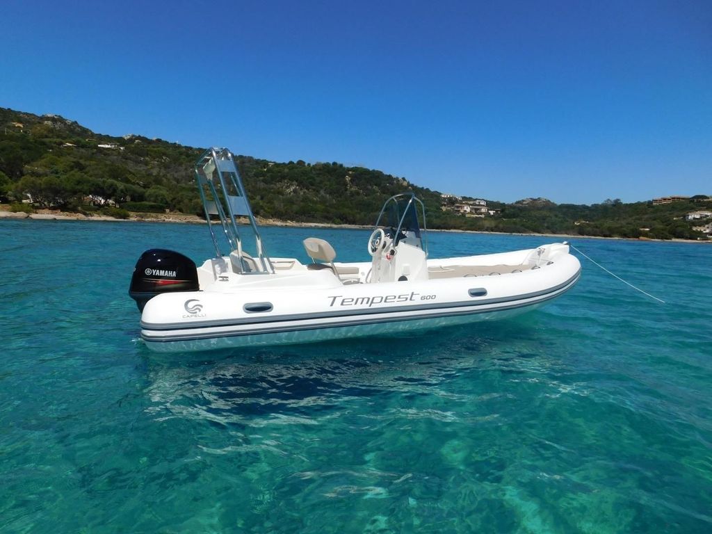 Entdecke die Insel Mortorio mit Capelli 6 Meter. Alles inklusive.