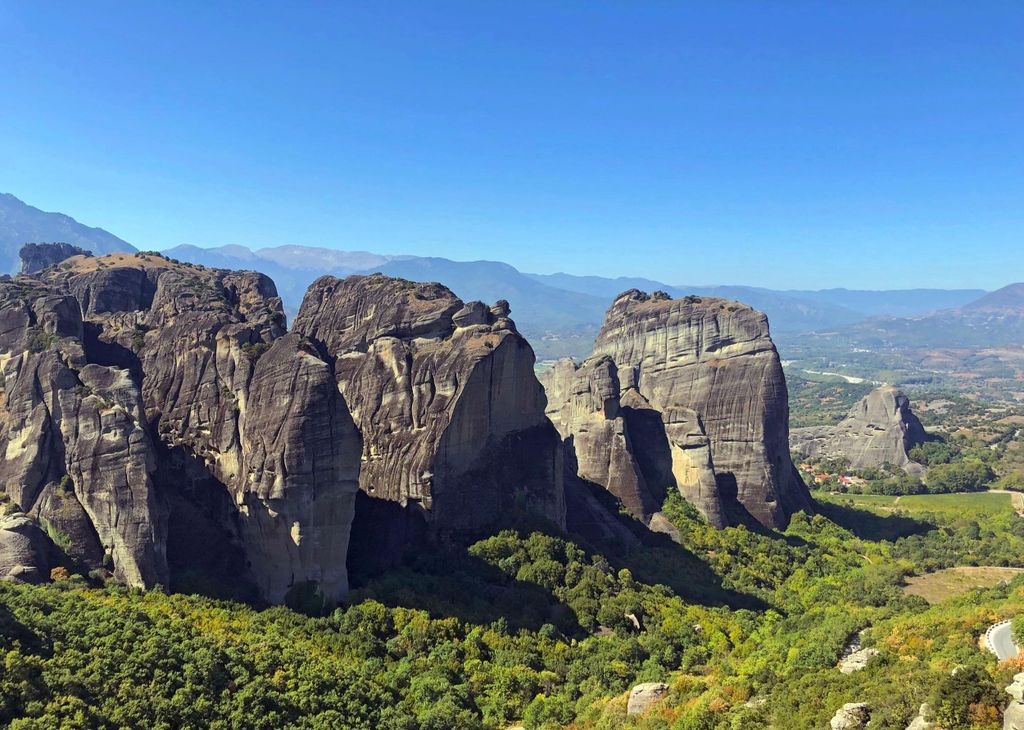 Volos: Private Tagestour zur Theopetra-Höhle & nach Meteora