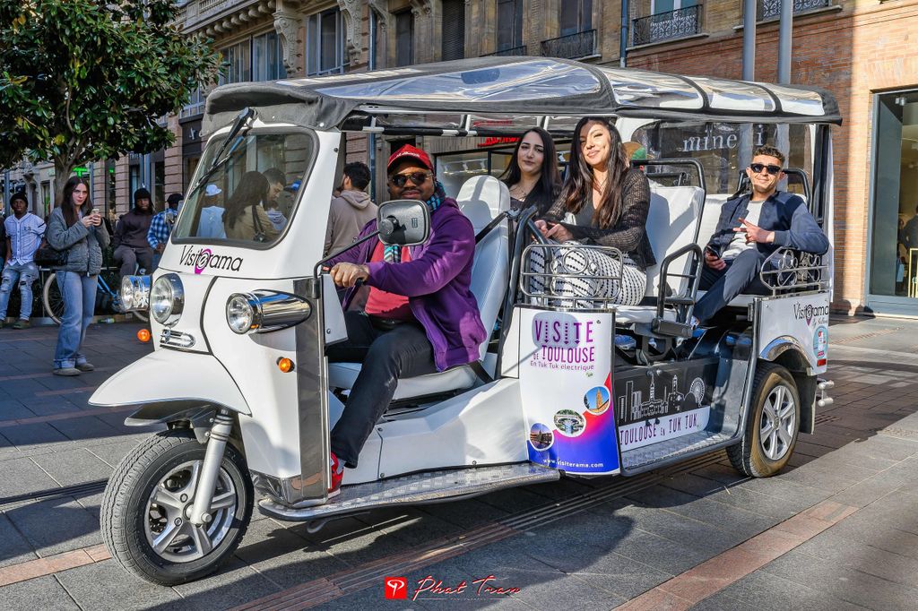 Toulouse: Elektrische Tuk-Tuk Tour mit Fotostopps und Audio