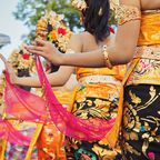 Tänzerinnen auf Bali