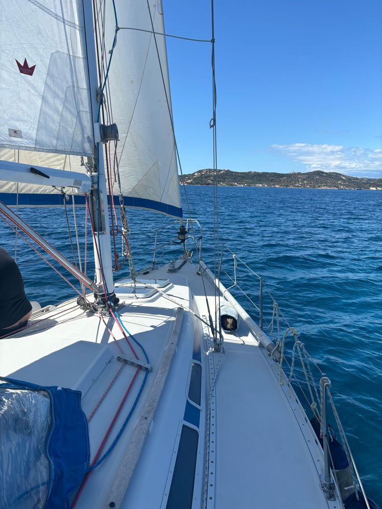 Da Palau:Tour in barca a vela nell'Arcipelago La Maddalena