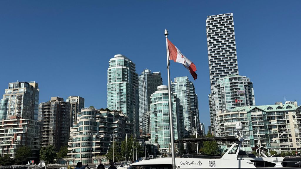 Vancouver: Hop-on-Hop-off-Städtetour, KLEINGRUPPE „12 STOPS“