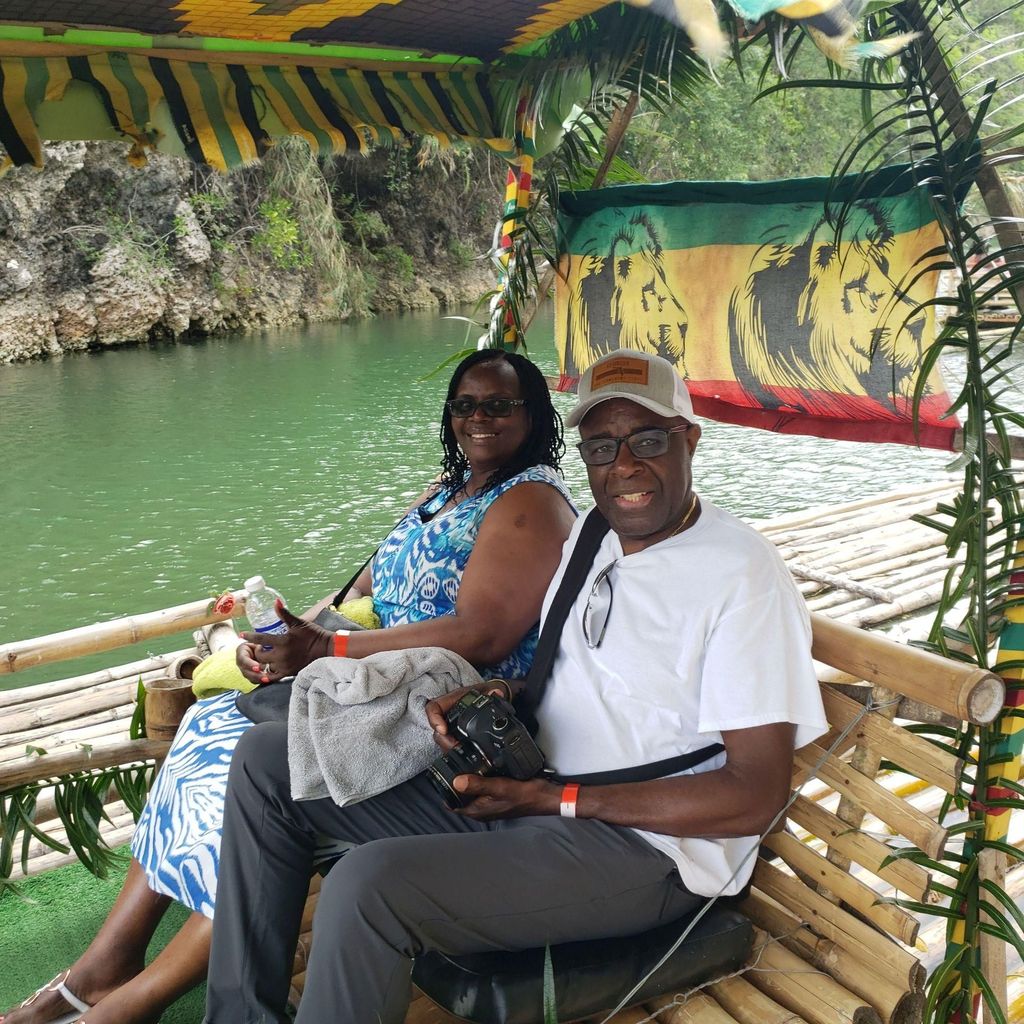 Ocho Rios Jamaika: Bambus-Rafting auf dem Fluss