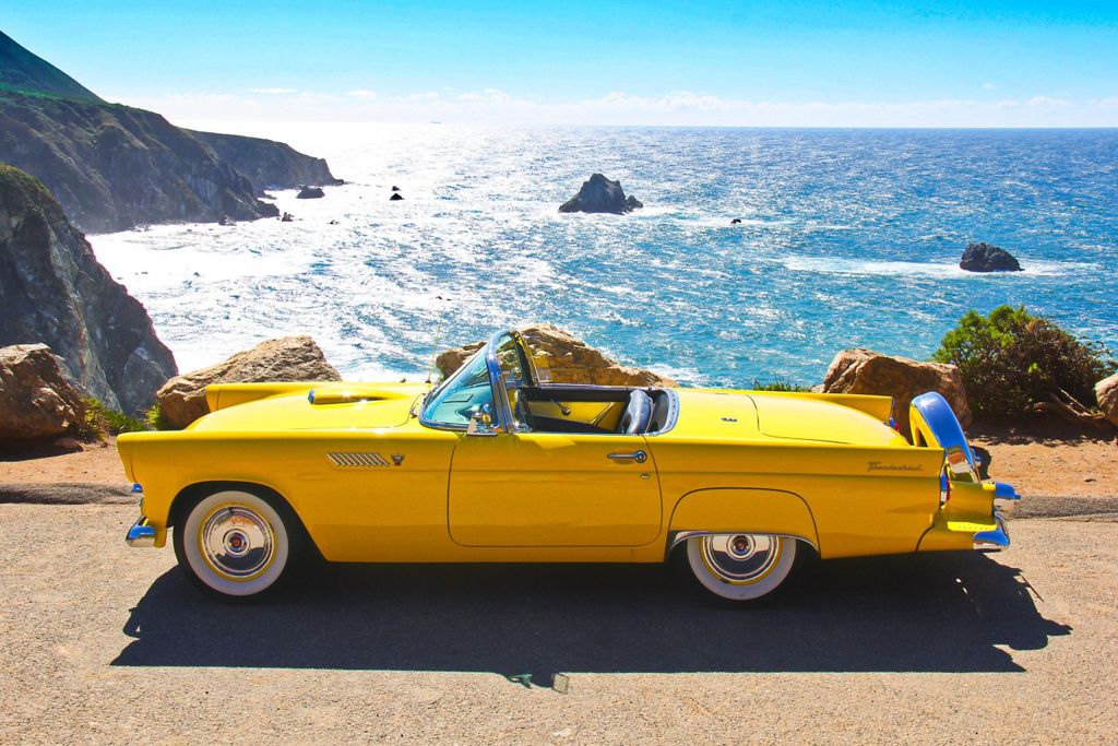 Monterey & Big Sur: 1955 Ford Thunderbird Cabrio mieten