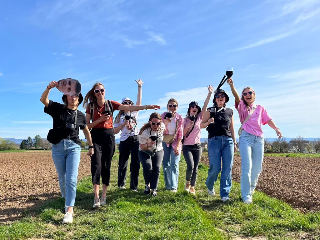 Weinwanderung JGA Gin Tour mit Spielen und Snacks Stuttgart