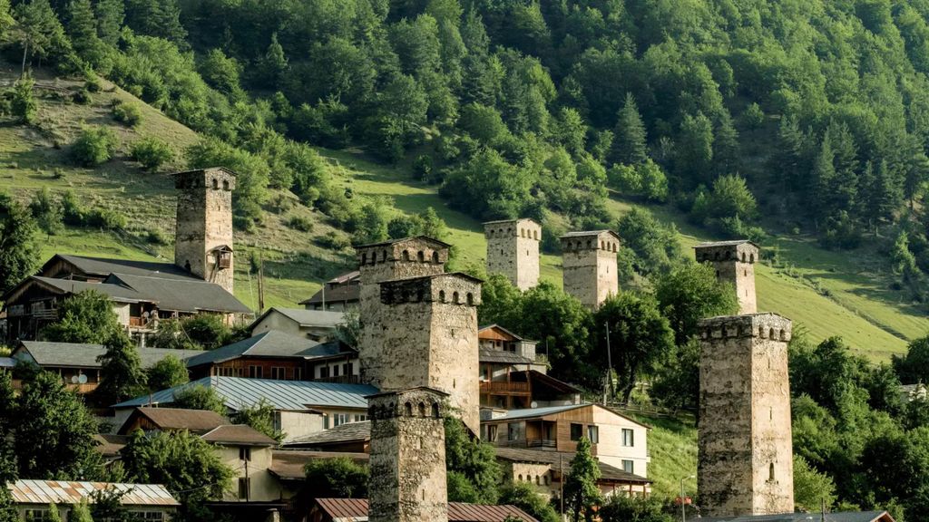 Tiflis: Swanetien-Tour mit Mestia, Enguri und Uschguli (3 Tage)