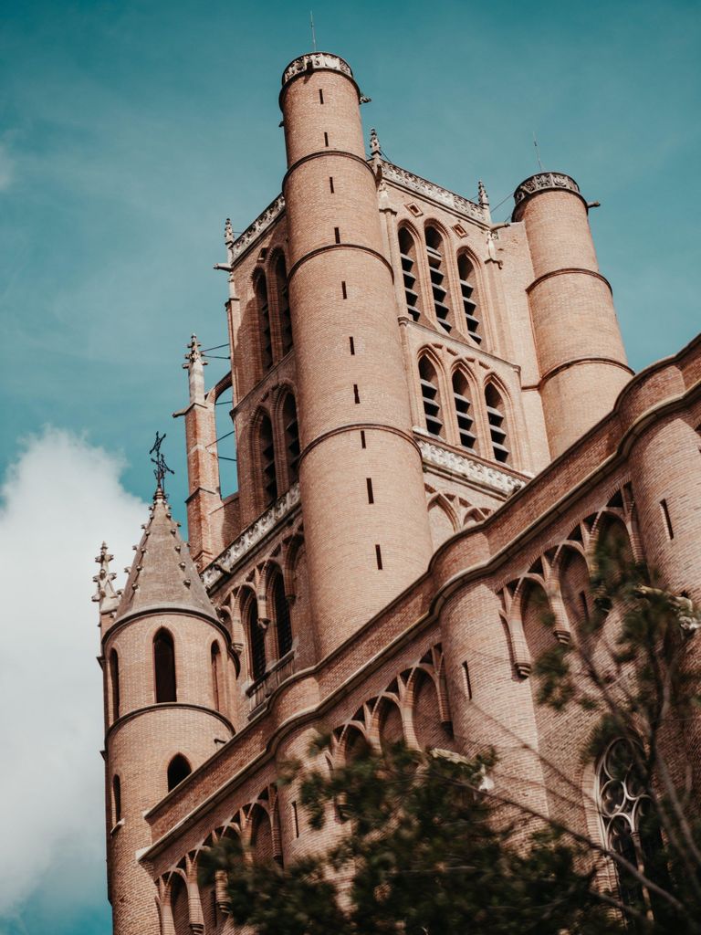 Albi: Kulinarische Tour mit Verkostungen und historischem Spaziergang