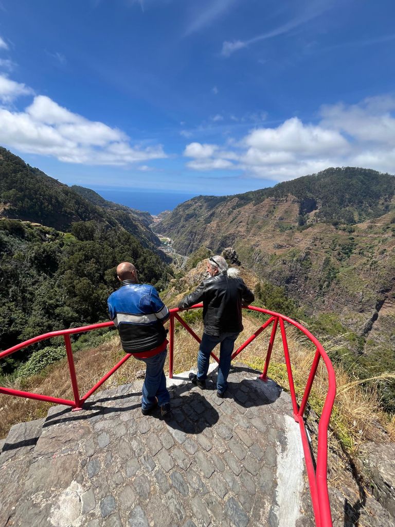 Madeira: Selbstgeführte Halbtagestour mit einem Guide