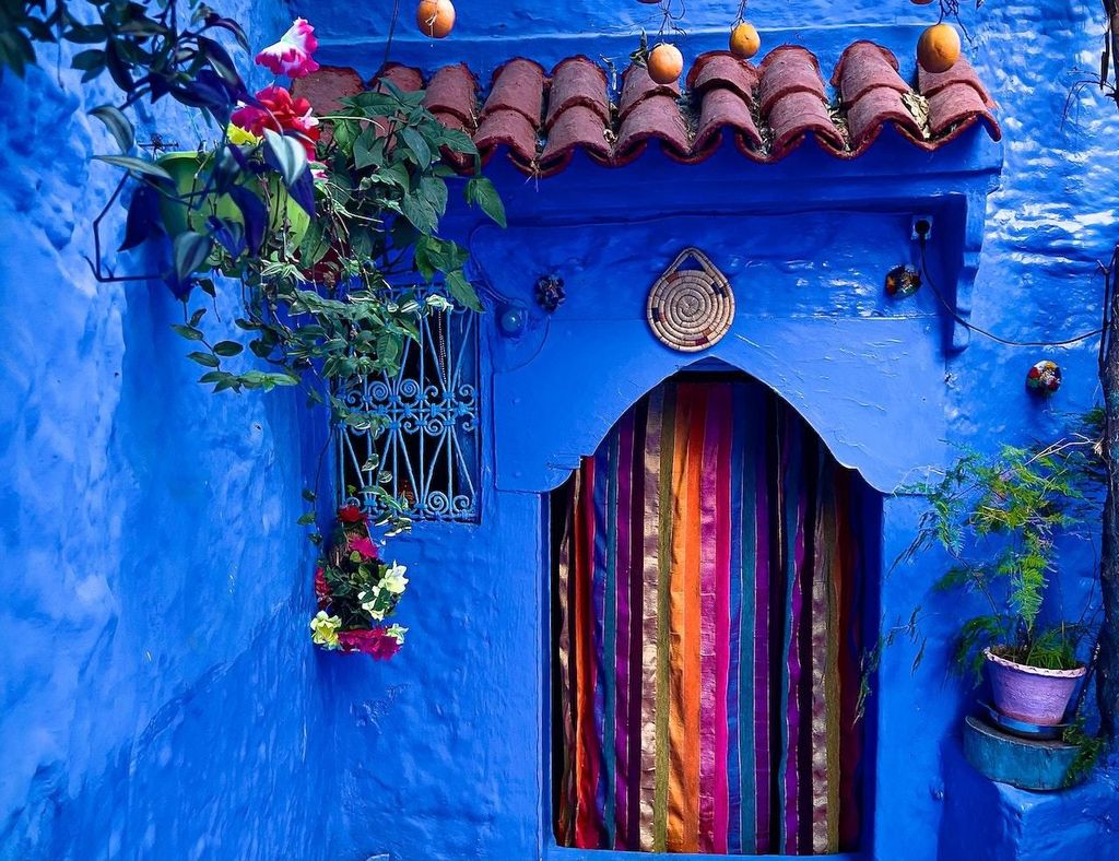 Der Zauber der blauen Stadt: Günstige Tagestour von Fès nach Chefchaouen