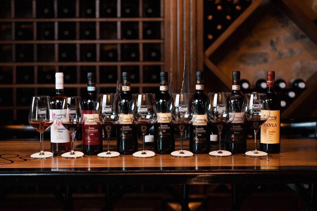 Montalcino: Premium Weinverkostung mit leichtem Mittagessen und Tour