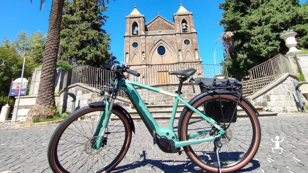 Caserta: E-Bike-Tour zur Königlichen Seidenfabrik Belvedere