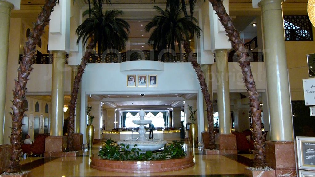 Hotel Kempinski - Lobby