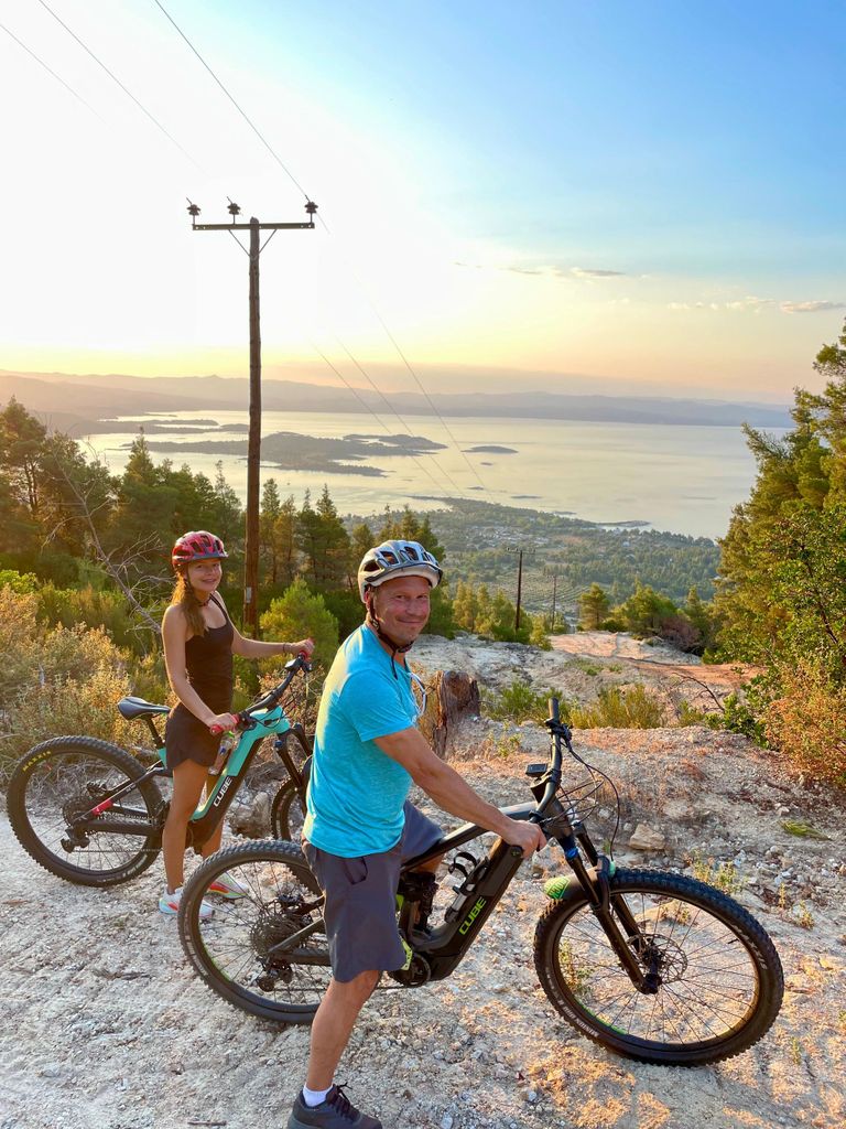 Vourvourou: E-Bike-Tour mit Guide auf der Halbinsel Sithonia
