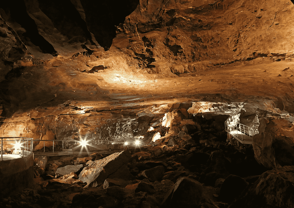 Ab Al Hamra: Eintrittskarte für die Al Hoota Höhle