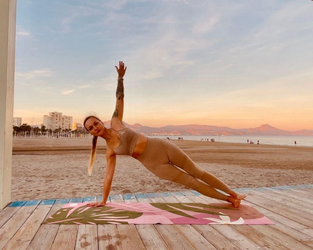 Yoga am Strand San Juan, Alicante