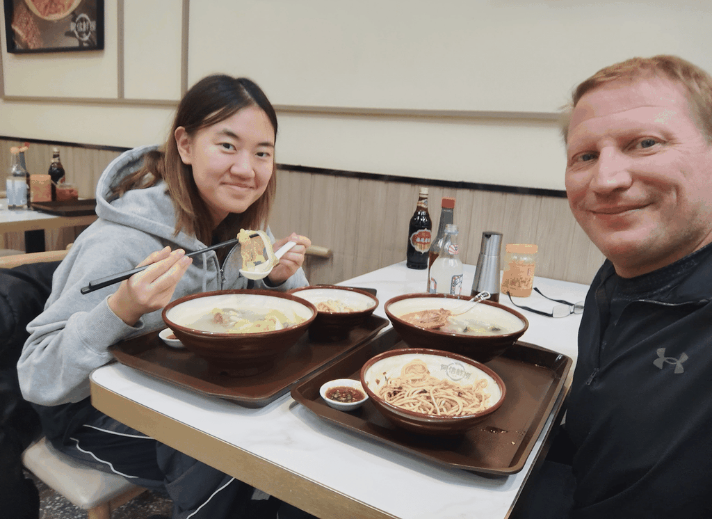 Frühstückstour in Hangzhou: Iss wie ein Einheimischer im Stadtzentrum