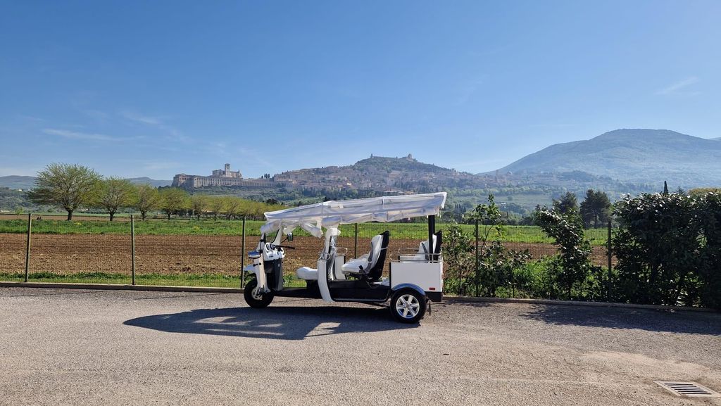 E - Tuk Panoramatour Assisi mit Audioguides