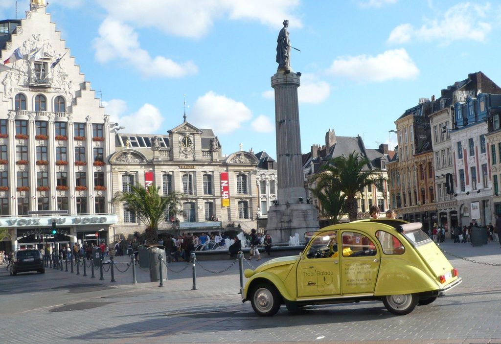 Lille Driving Tour mit dem Citroen 2CV