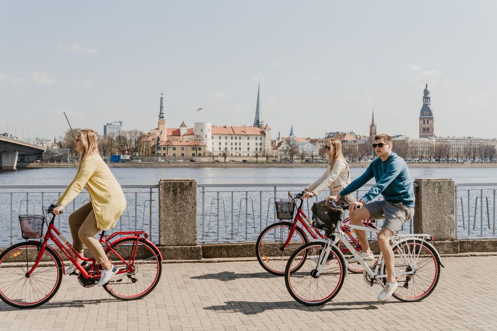 Riga: Architektur und Stadtviertel Sightseeingtour mit dem Fahrrad