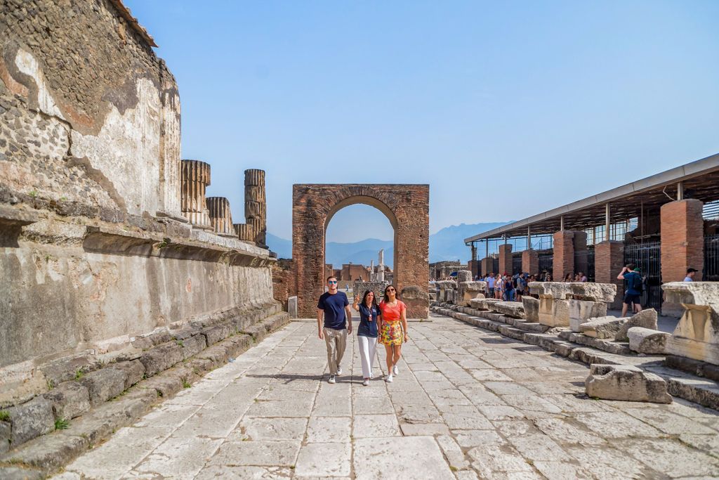 Pompeji: Kleingruppentour mit einem Archäologen