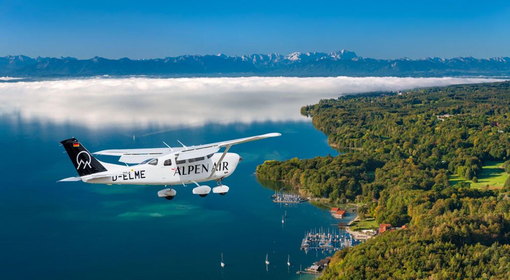 München: Rundflug München, Seen, Schlösser, Alpen abAugsburg
