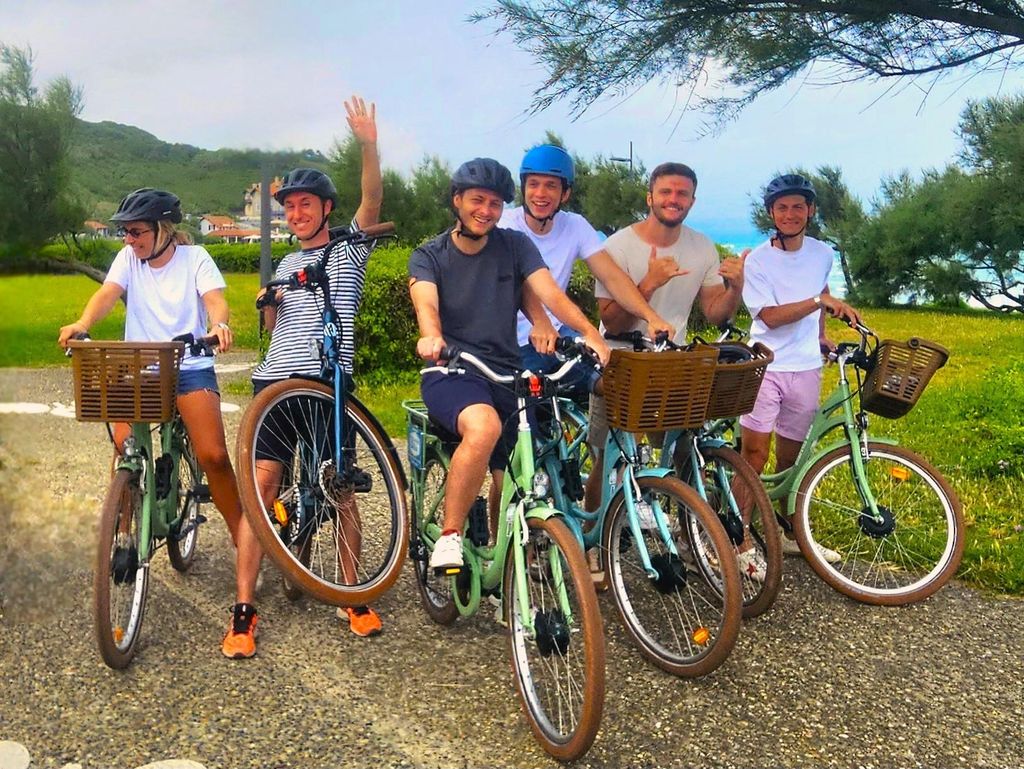 Zwischen Wald und Meer: E-Bike-Abenteuer an der nördlichen Baskenküste