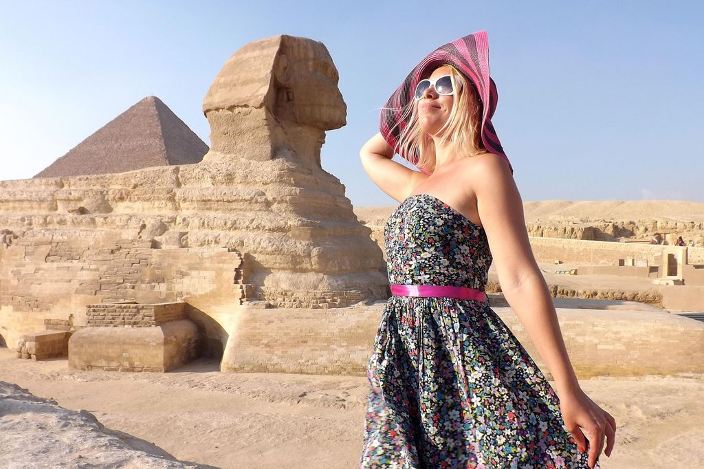 Kairo: Tour zu den Pyramiden von Gizeh, Museum und Basar mit Mittagessen