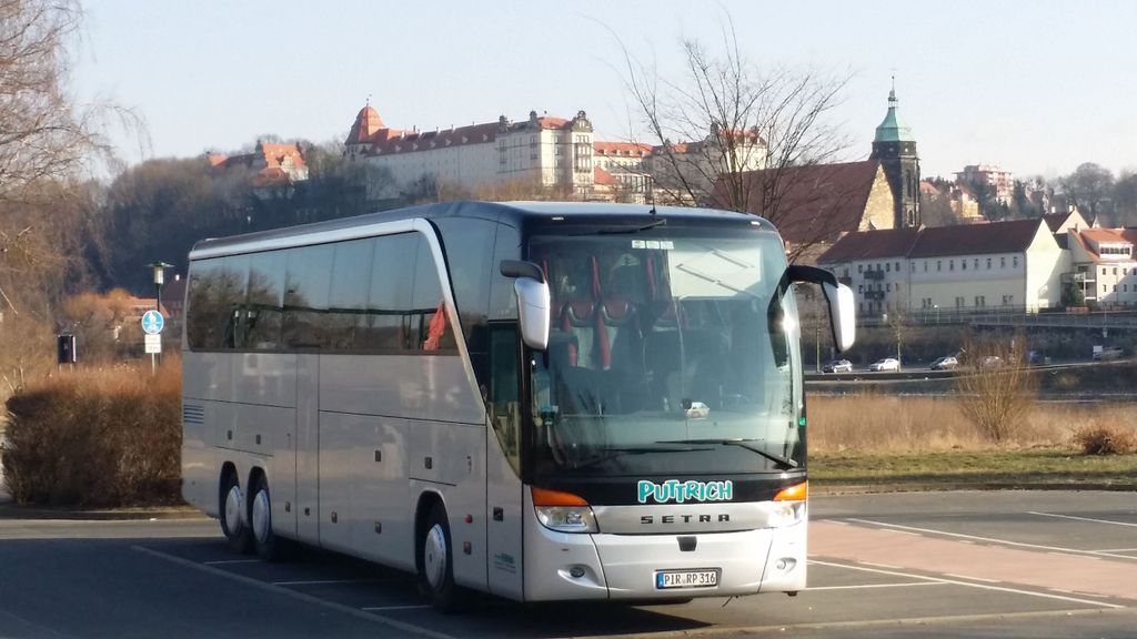Von Pirna aus: Geführter Tagesausflug nach Prag mit dem Bus