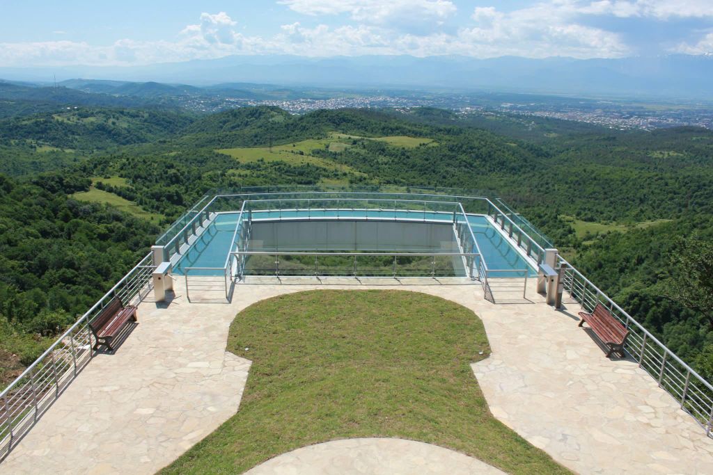 Kutaisi: Sataplia Natural Res. & Tetra Cave Weindegustation