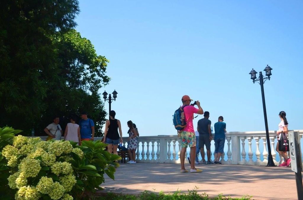 Batumi: Erkundung des Botanischen Gartens + Weinverkostung mit der Familie