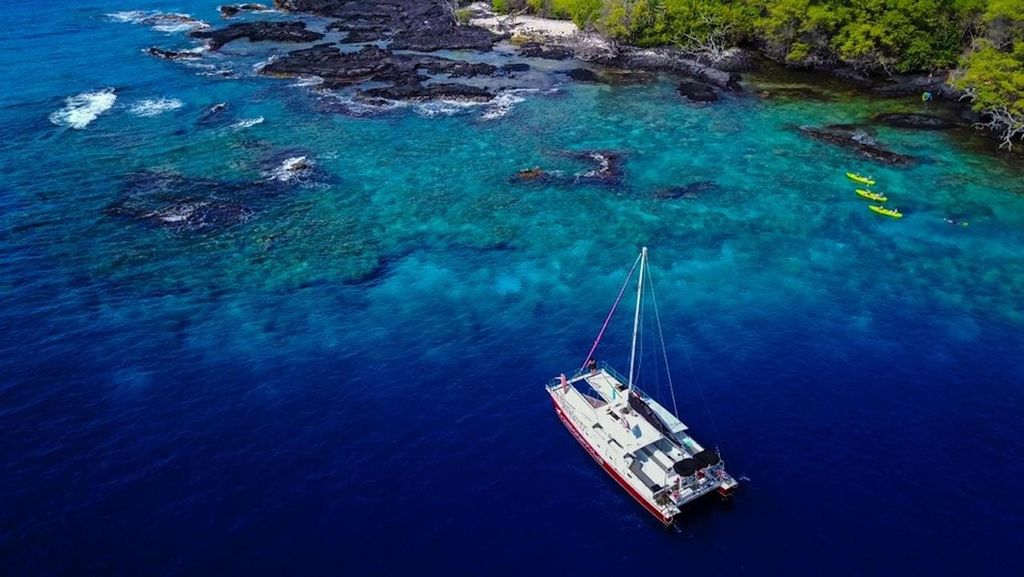 Kailua-Kona: Kealakekua Bay Schnorcheln und Segeln mit Mittagessen