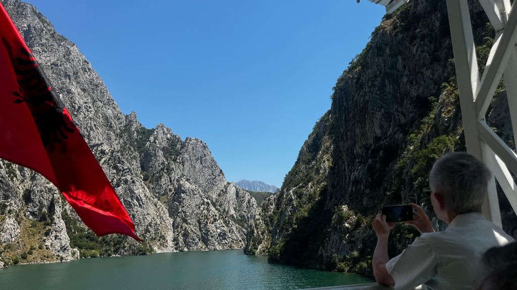 Nationalparks Valbona und Thethi: 3-tägige private geführte Wanderung