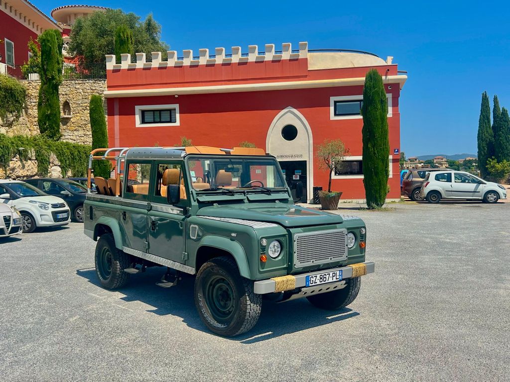 Nizza: Weinprobe in einem historischen Schloss in einem Land Rover!