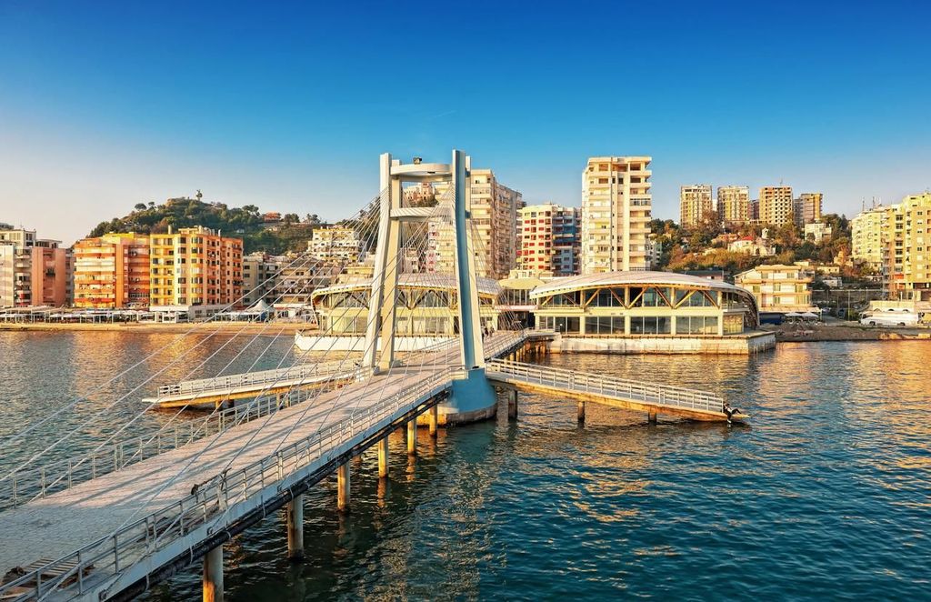 Von Tirana/Golem: Durrës & Karavasta-Nationalpark