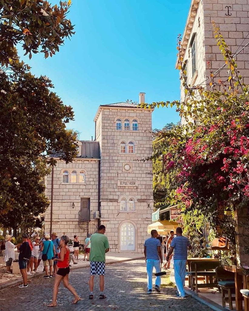 Rundgang in Herceg Novi: Altstadt entdecken