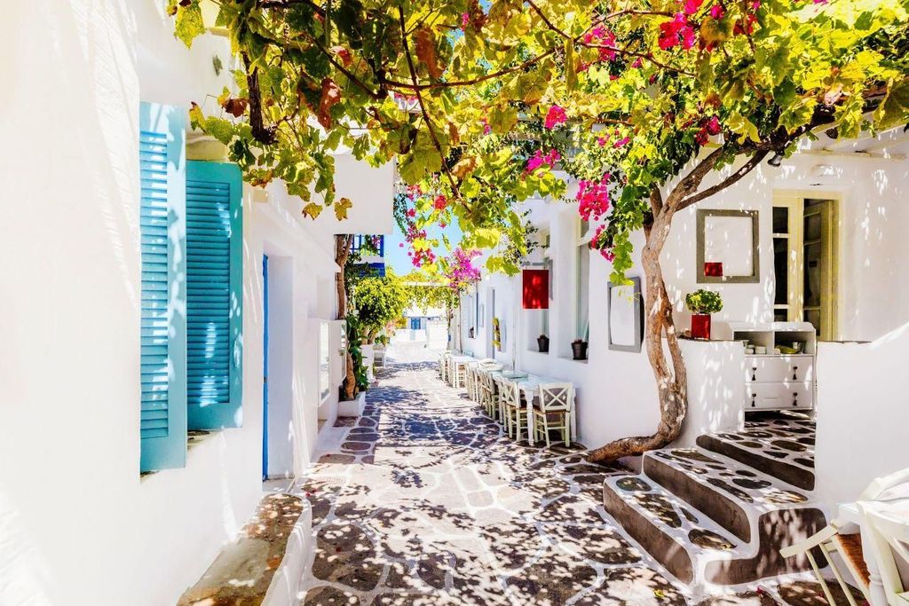 Paros & Antiparos Tour: Fährfahrt, Dörfer und Strände