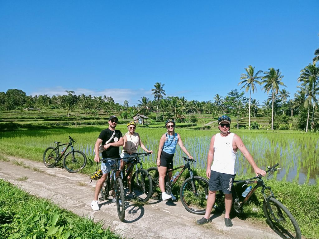 Bali Natural Downhill Cycling Tour und Besuch des Vulkans Batur