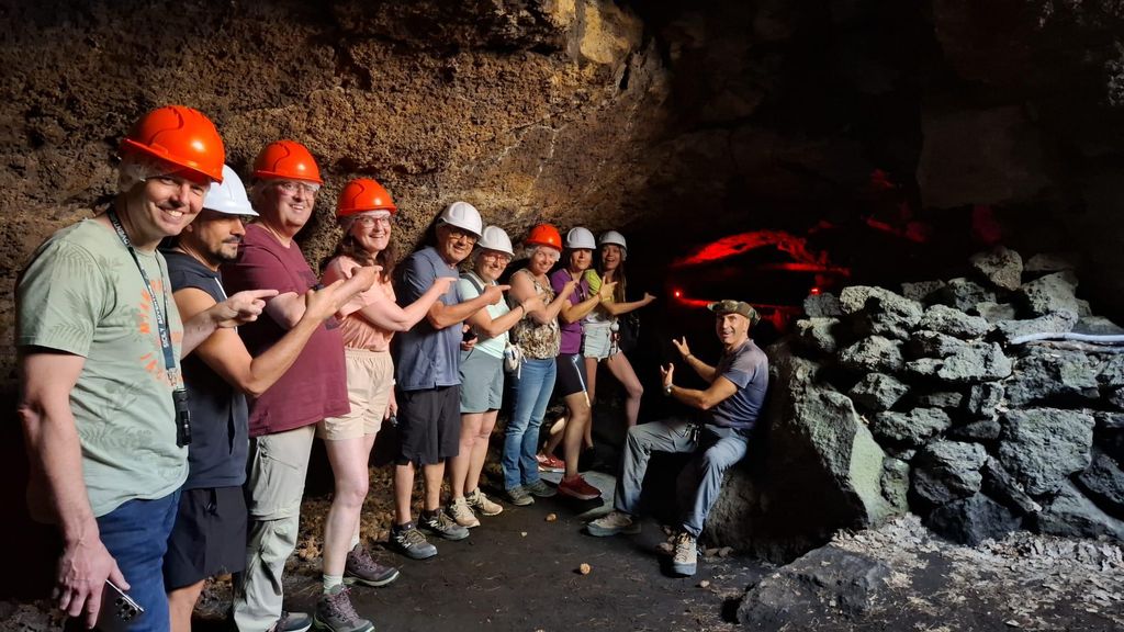 Ätna: Krater der Eruption 2002 Geführte Wanderung