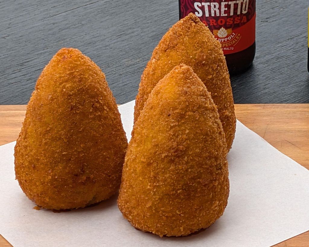 Streetfood-Rundgang durch Messina und astronomische Uhr-Show