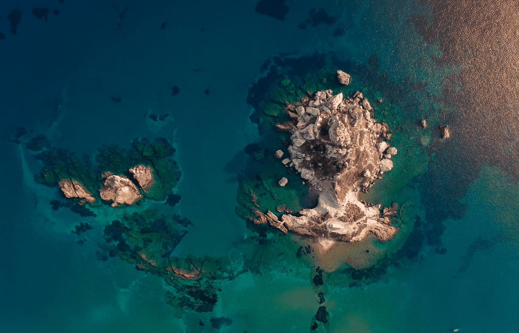 Kardamaina: Piratenboot-Kreuzfahrt zu 3 Buchten mit BBQ-Mittagessen