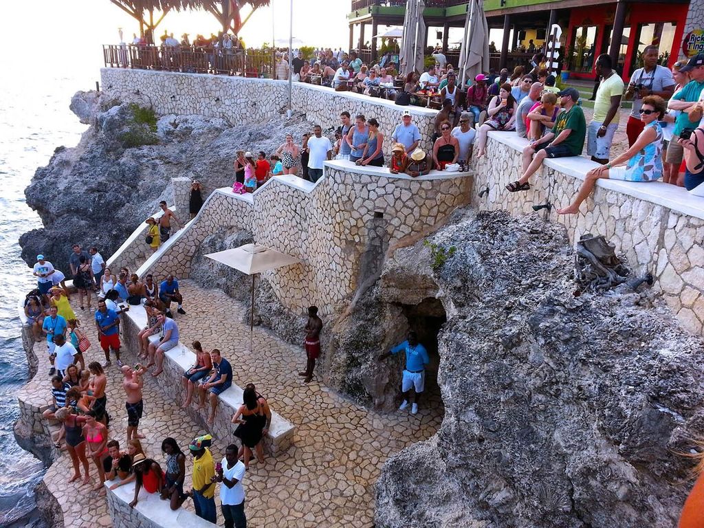 Von Montego Bay: Negril Beach Daytrip & Rick's Cafe Tour