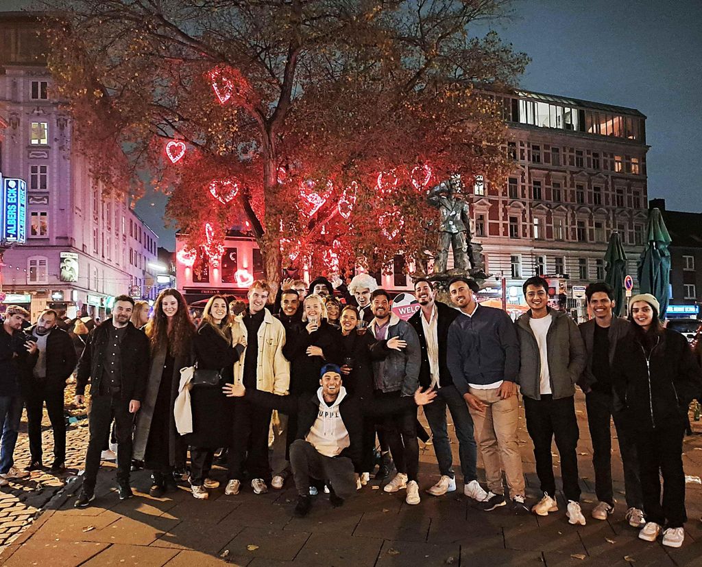 Berliner Kneipentour: Shots, Partyspiele, Preise & VIP-Club-Eintritt