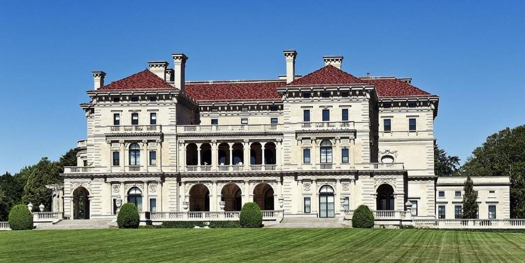 Newport: The Breakers, Marble House & Tagestour im Stadtzentrum